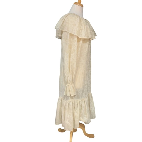 Vintage cream sheer lily pad lace pattern ruffle dress size l/xl - Picture 3 of 8